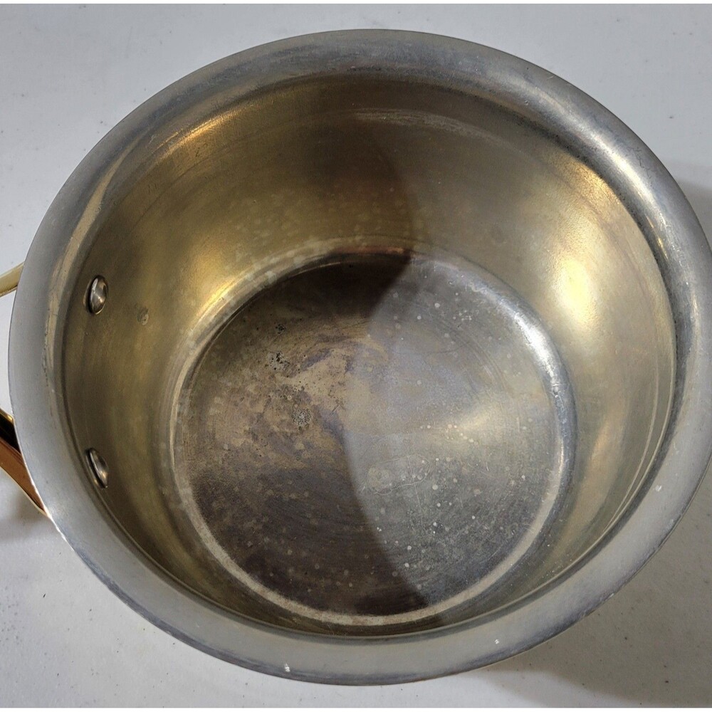 P-Tal Brass Saucepan Insulated Heat Resistant Handle 2 qt. - Picture 4 of 5